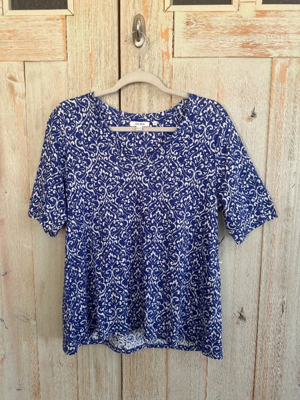 Chico's NWT Linen Blue and White Casual Shirt - Size1/M